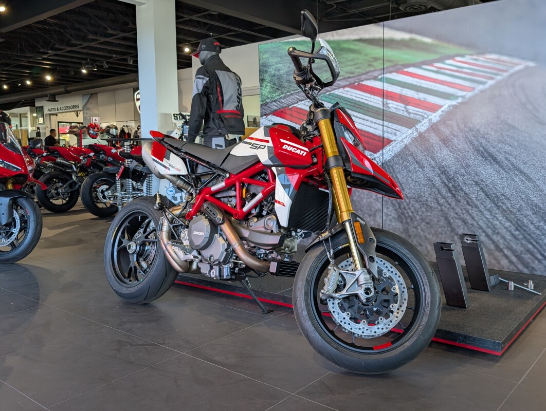 2025 Ducati Hypermotard 950 SP, photo 6
