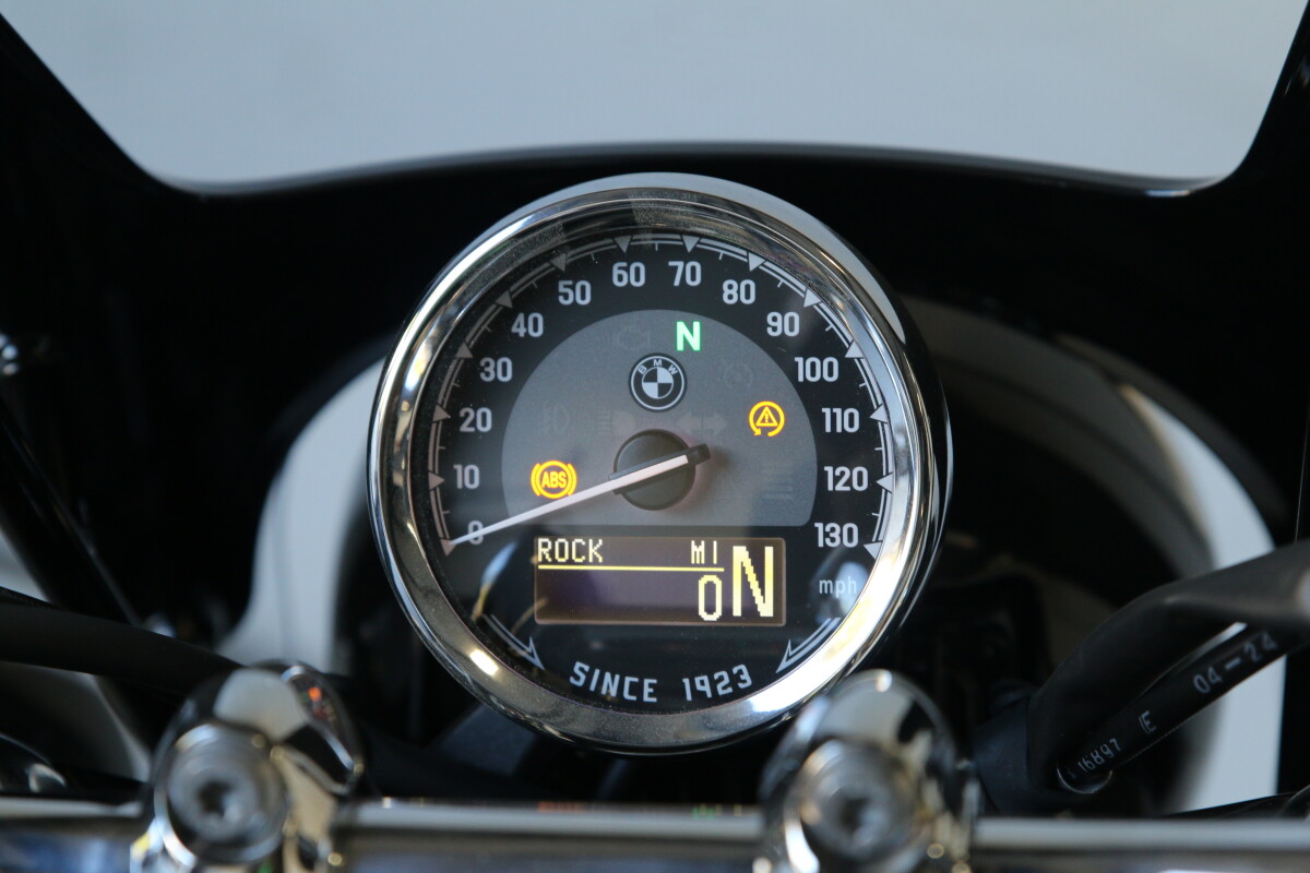 2025 BMW R 18 Classic - Photo 8
