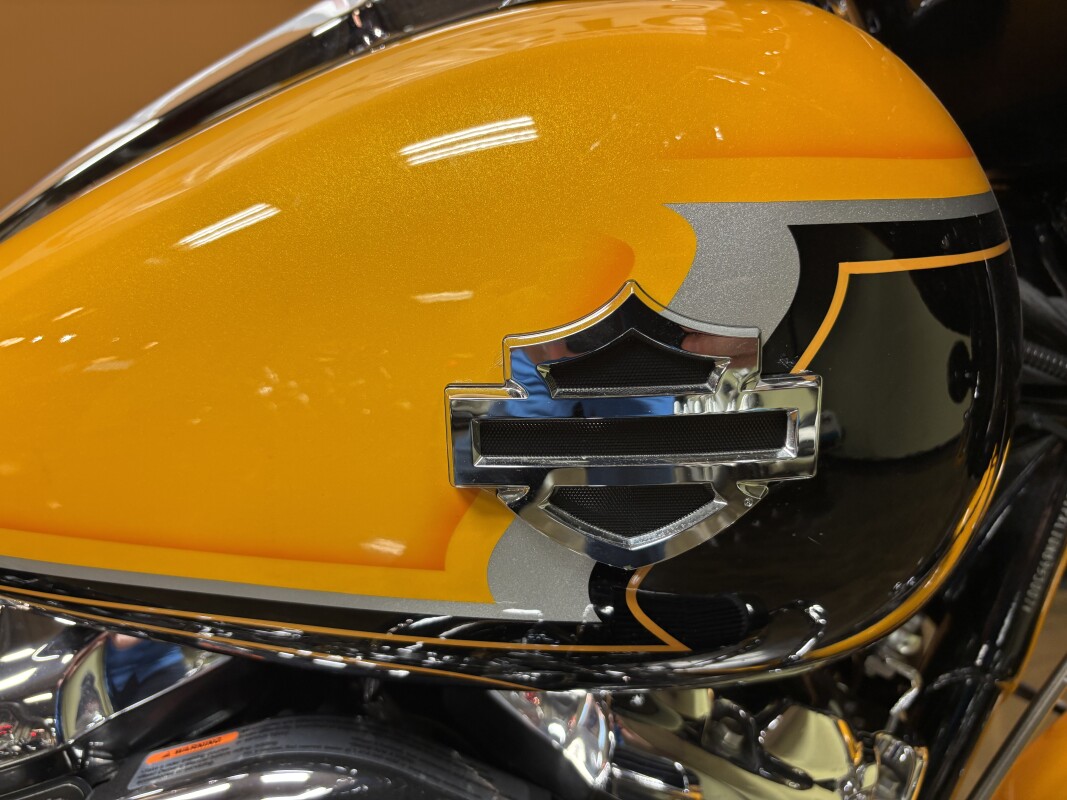 FLHXSE 2022 CVO Street Glide - Photo 7