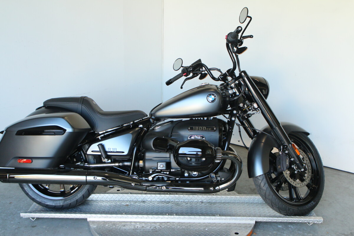 2024 BMW R 18 Roctane - Photo 2