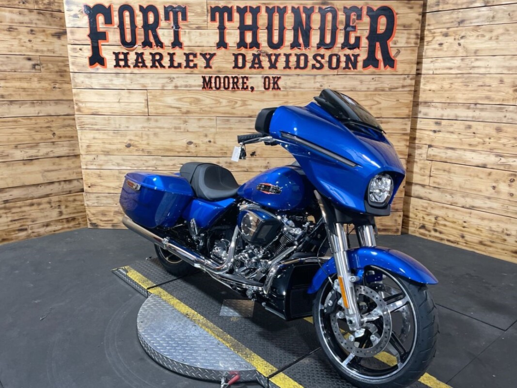 Harley-Davidson Street Glide 2025 FLHX Blue Burst - Photo 3