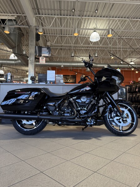 FLTRX 2025 Road Glide™
