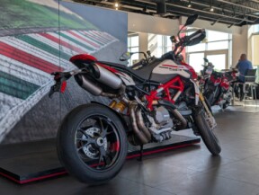 2025 Ducati Hypermotard 950 SP thumb 0