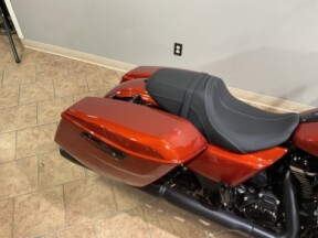 2025 Harley-Davidson® Street Glide® Brilliant Red FLHX thumb 0