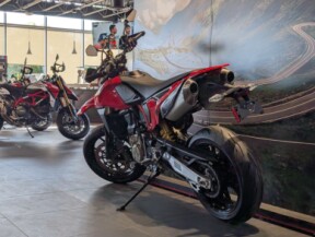 2025 Ducati Hypermotard 698 Mono thumb 2