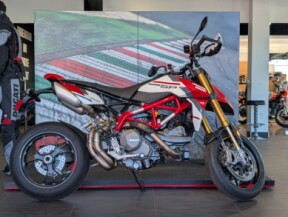 2025 Ducati Hypermotard 950 SP thumb 1