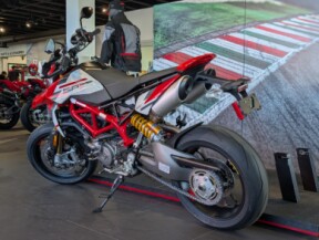 2025 Ducati Hypermotard 950 SP thumb 2