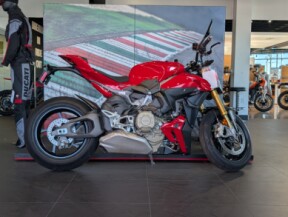 2025 Ducati Streetfighter V4 S thumb 3