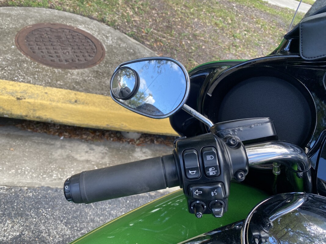 2015 Electra Glide Ultra Limited - Photo 9