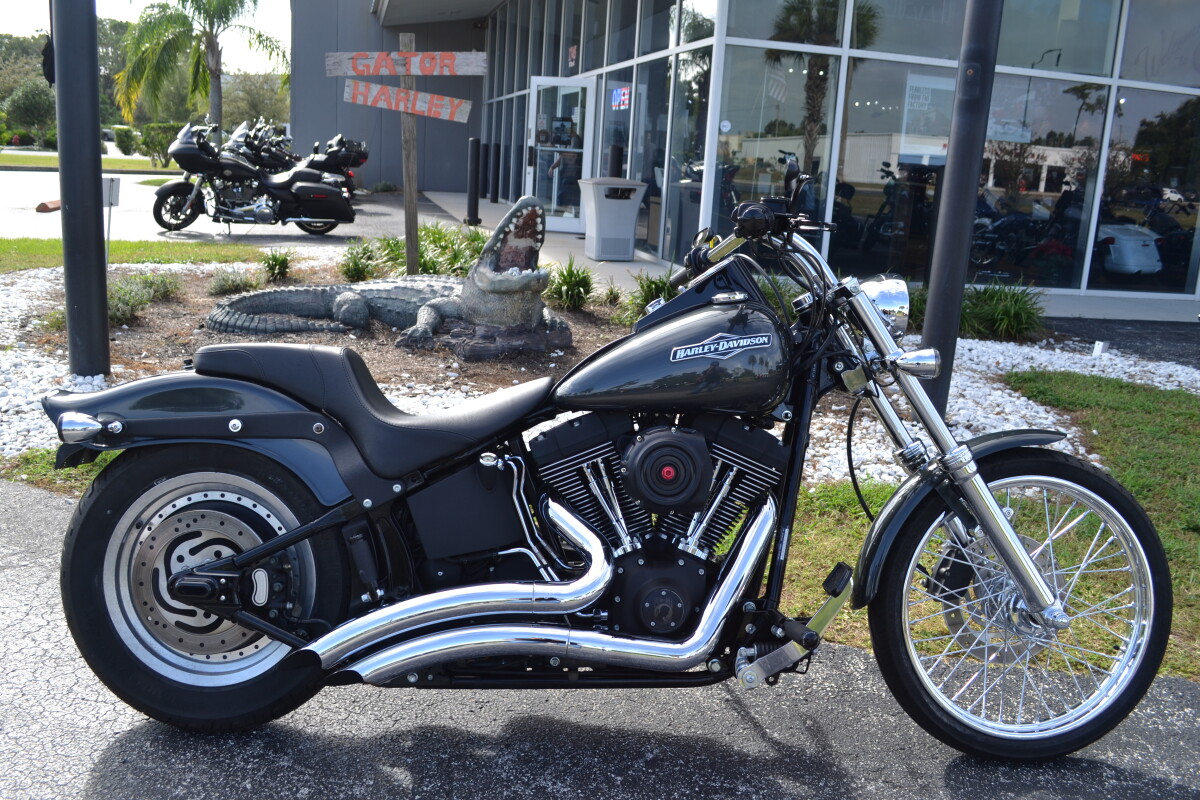 2005 Harley-Davidson Night Train Black Pearl - FXSTBI