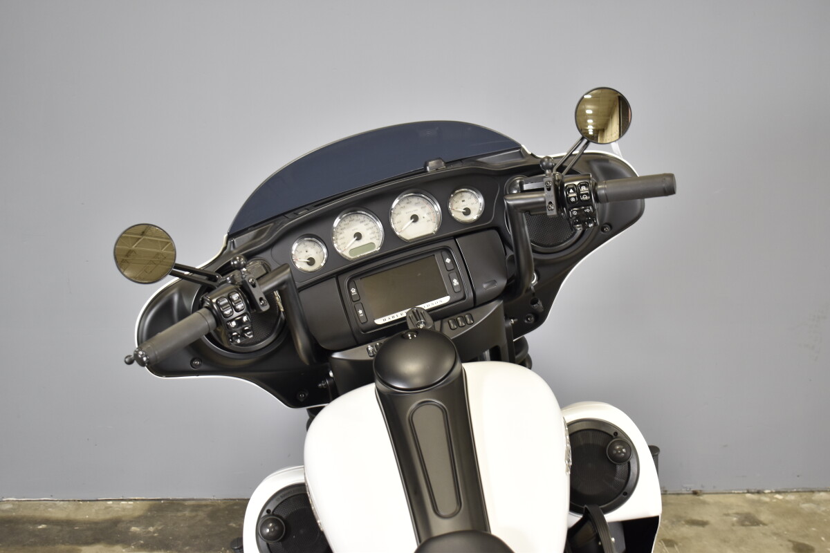 2016 Harley-Davidson Street Glide Special FLHXS - Photo 8