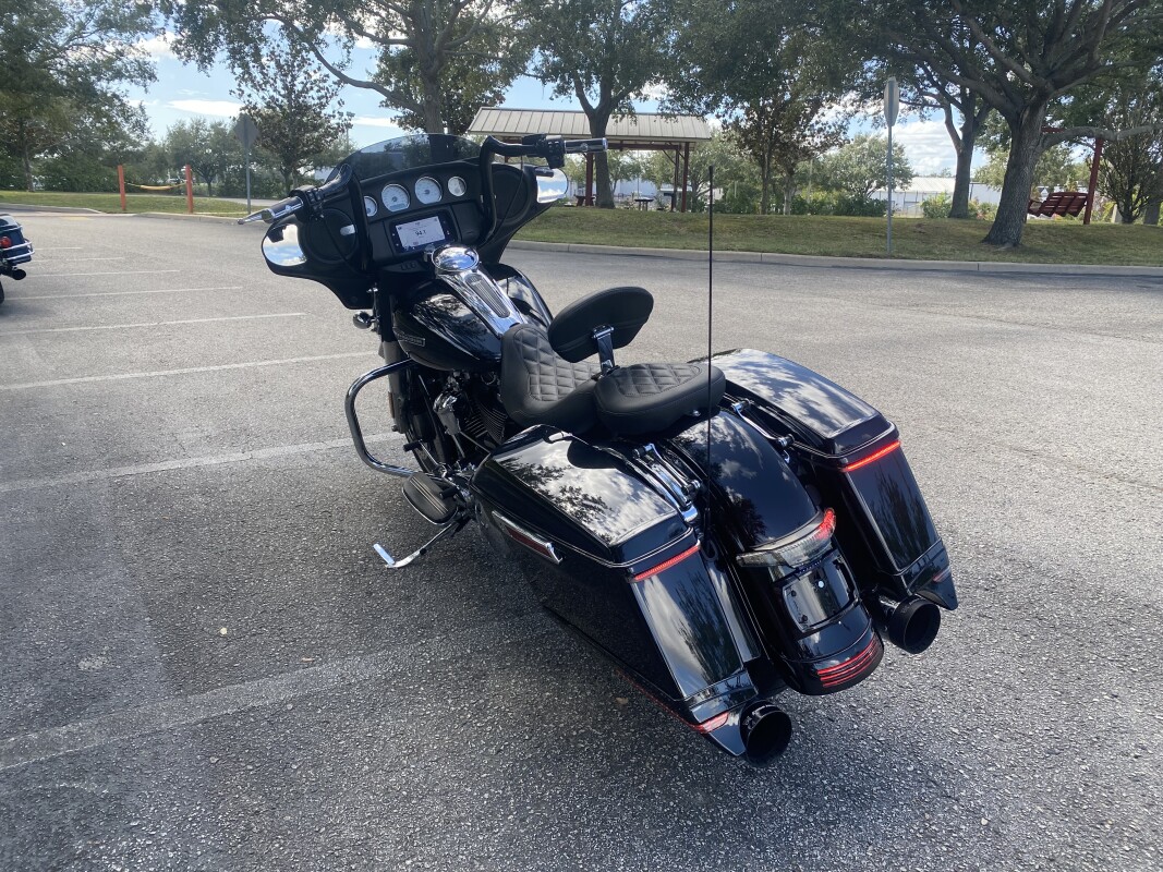 2022 Harley-Davidson Street Glide - Photo 8