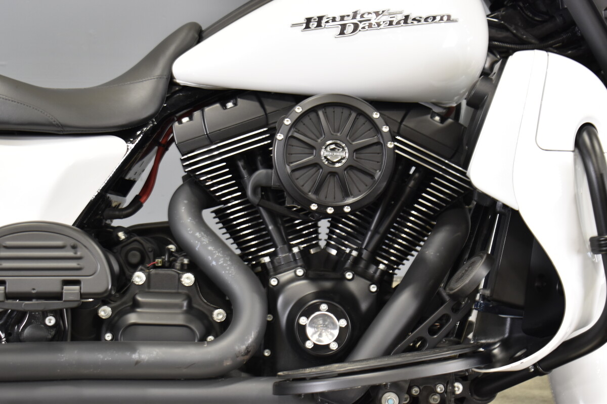 2016 Harley-Davidson Street Glide Special FLHXS - Photo 10