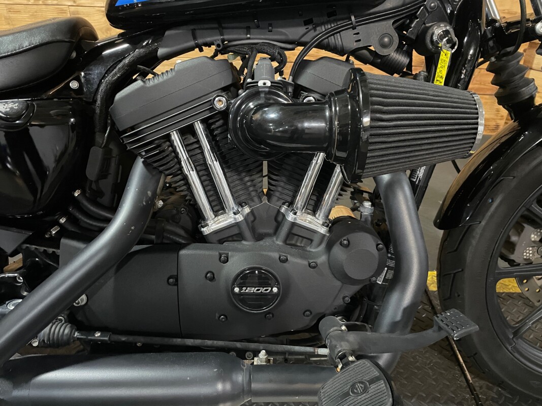 Harley-Davidson Iron 1200 2019 XL 1200NS VIVID BLACK - Photo 2