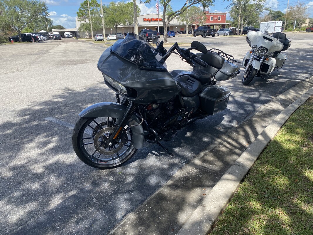 2018 Harley-Davidson CVO Road Glide - Photo 6