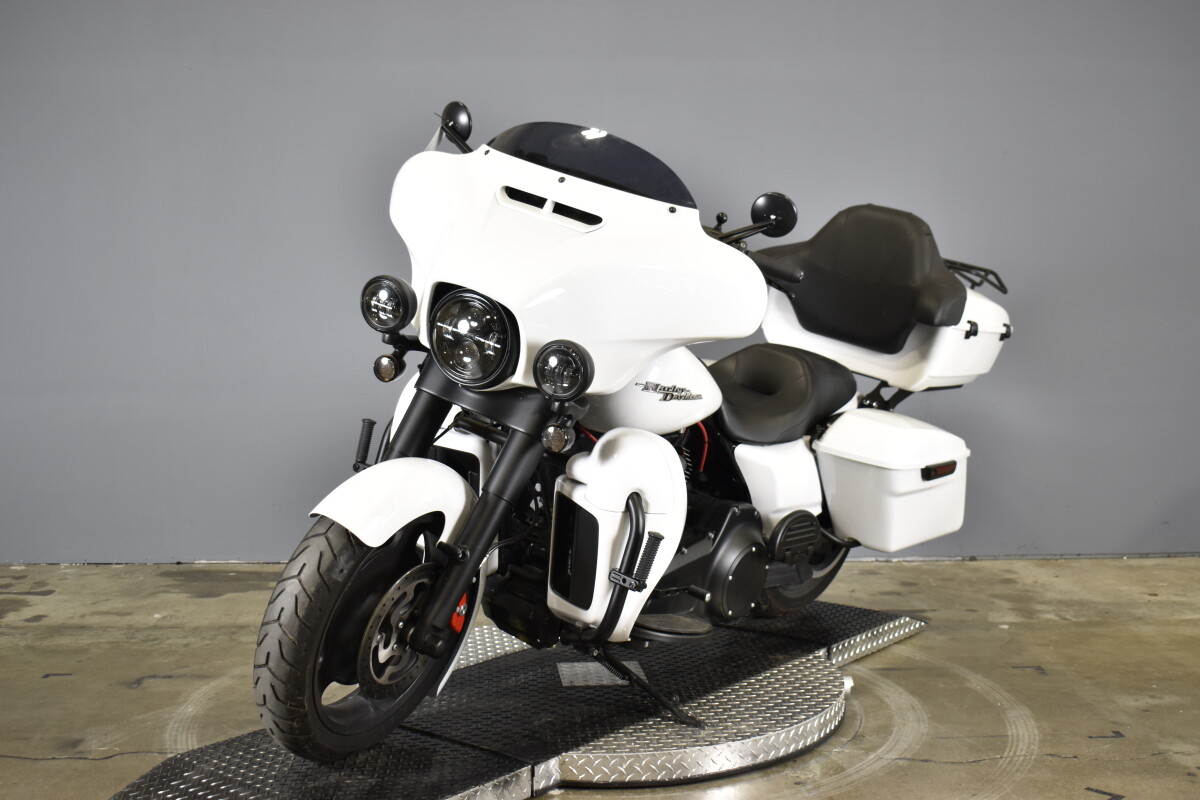 2016 Harley-Davidson Street Glide Special FLHXS - Photo 4