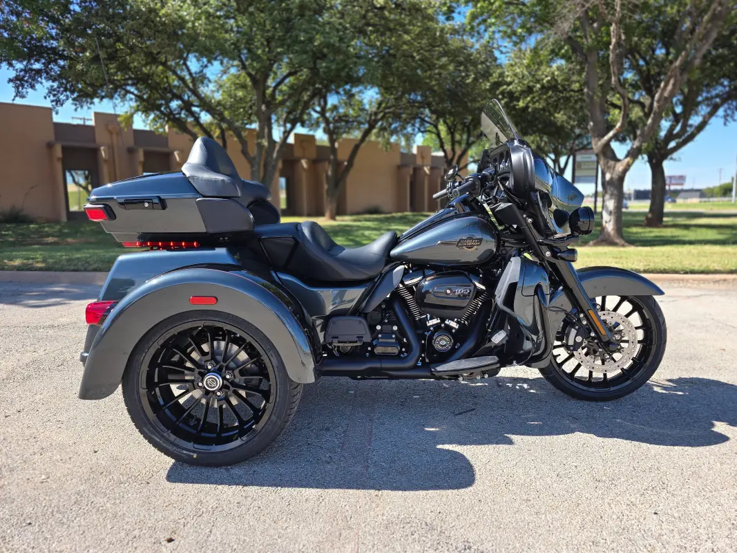 2025 Harley-Davidson Tri Glide Ultra