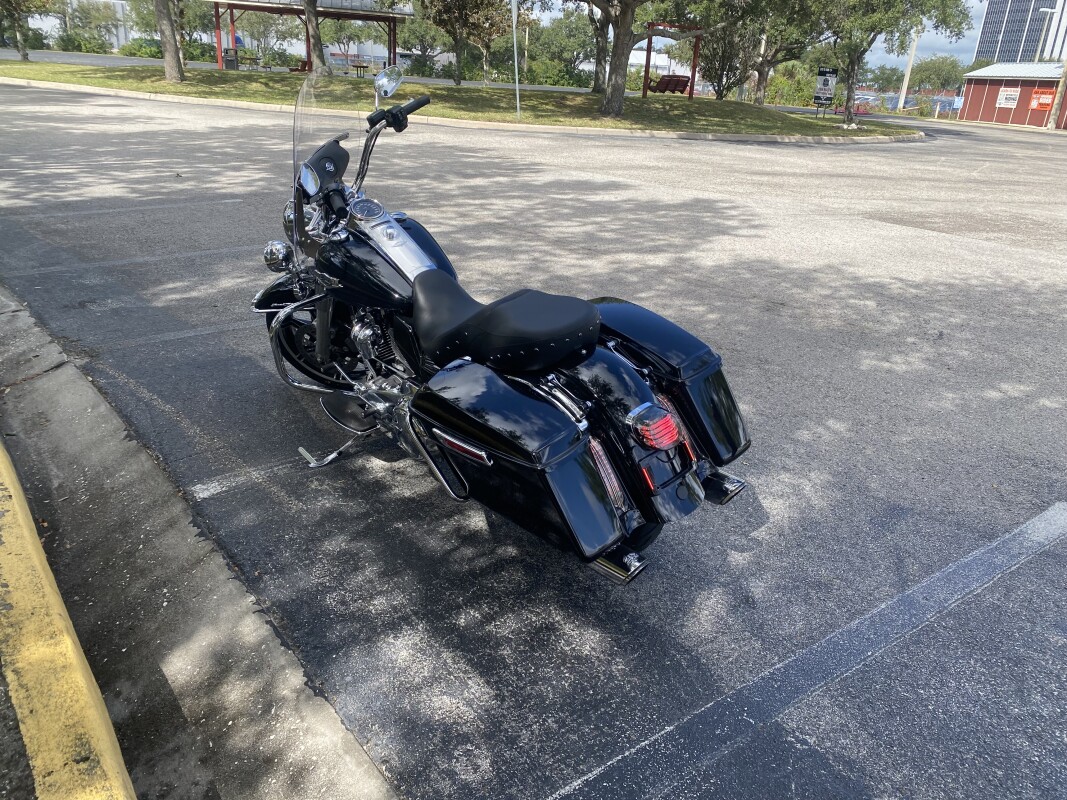 2022 Harley-Davidson Road King - Photo 2