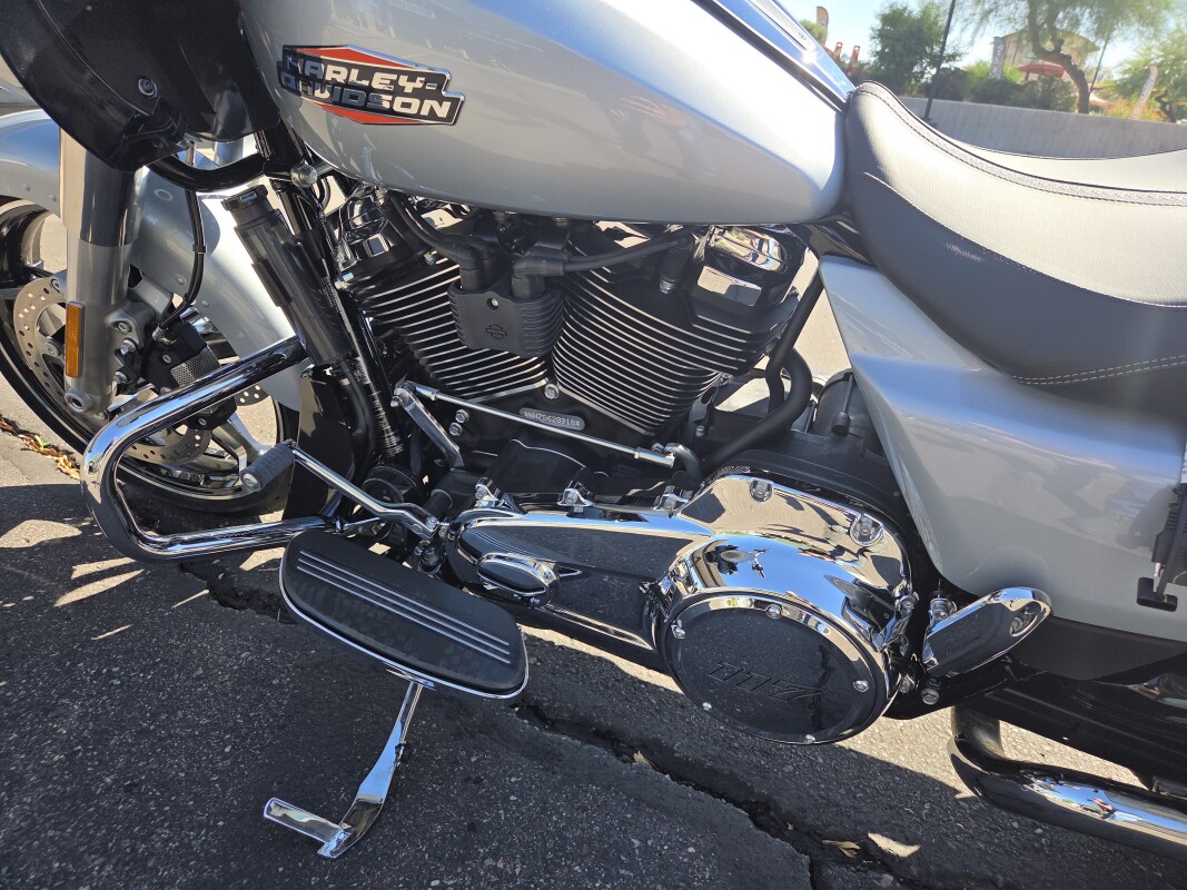 FLTRX 2025 Road Glide - Photo 5