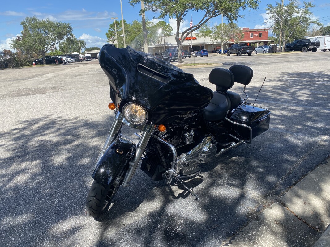 2018 Harley-Davidson Street Glide - Photo 6