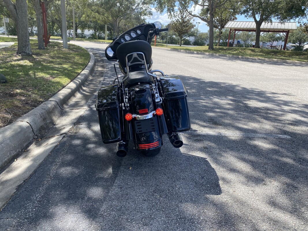 2018 Harley-Davidson Street Glide - Photo 9