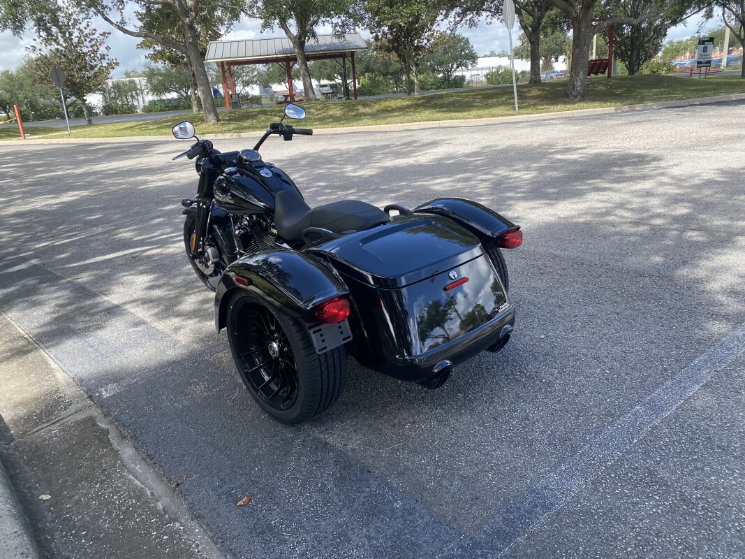 2025 Harley-Davidson Freewheeler - Photo 6
