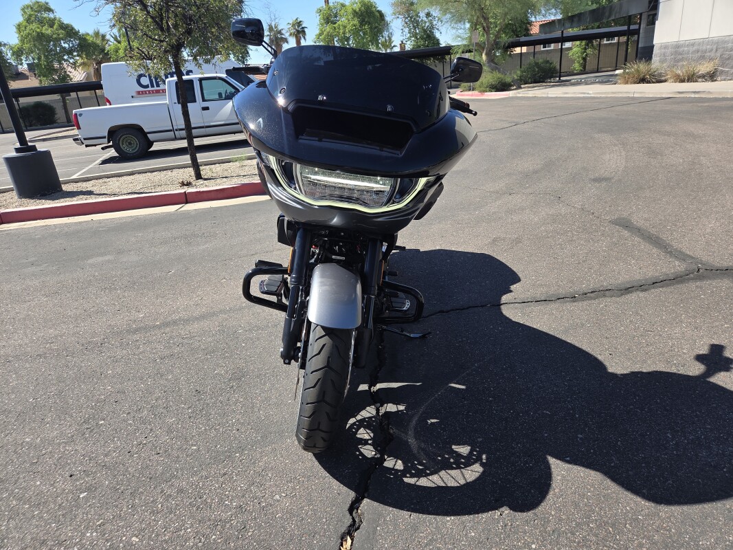 FLTRXSE 2025 CVO Road Glide - Photo 6
