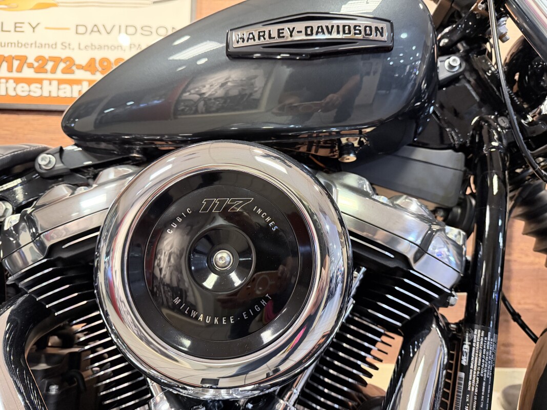 2025 H-D FXBB Softail Street Bob 117ci - Photo 4