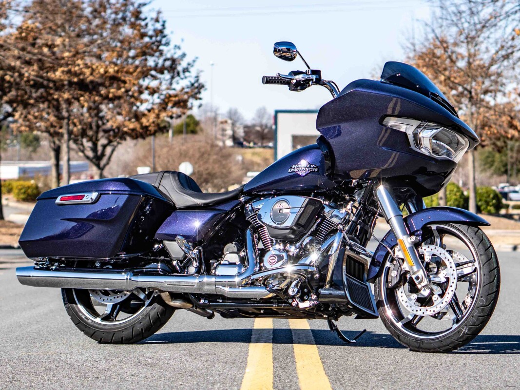 FLTRX 2025 Road Glide - Photo 2