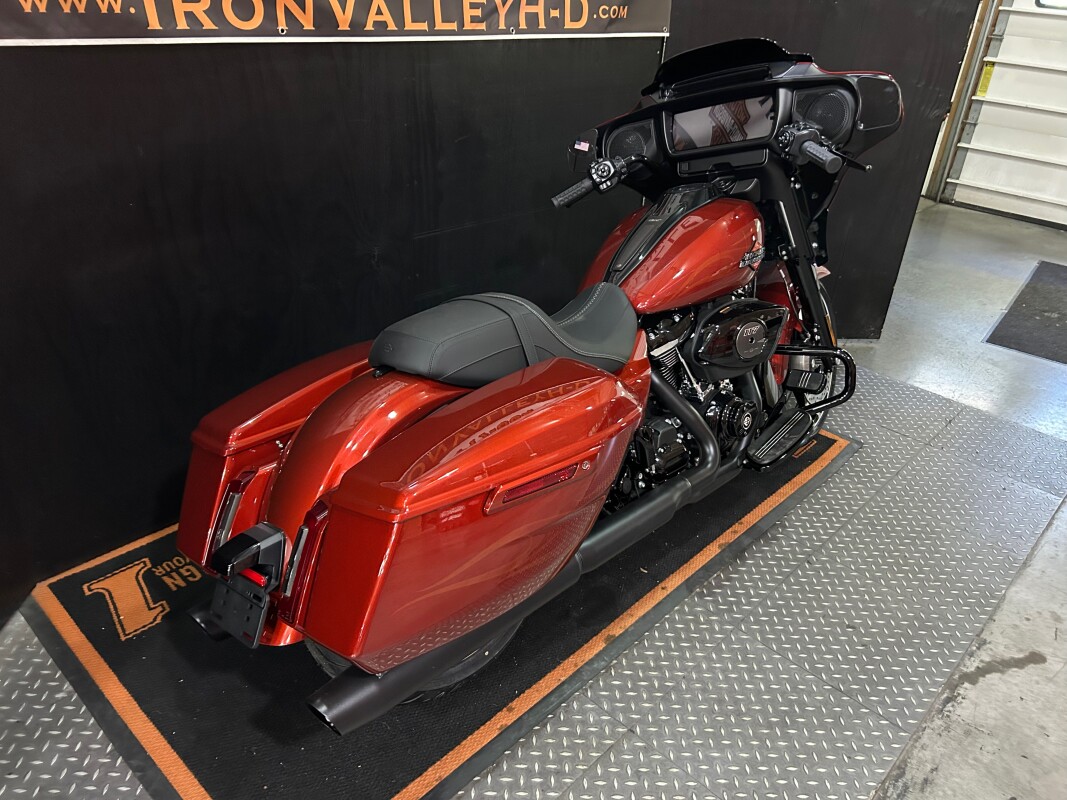 2025 H-D FLHX Street Glide 117ci - Photo 3