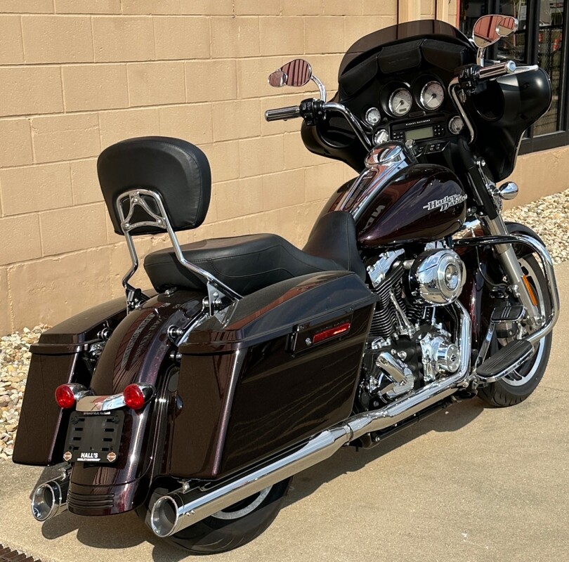 2011 Harley-Davidson Street Glide Merlot Sunglo - Photo 2