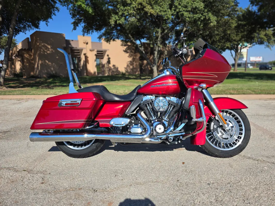 その他 CRISALIDA ULTRALIMITED PRE-ORDER EDITION 2021 Harley-Davidson® Ultra Limited | Midnight Crimson