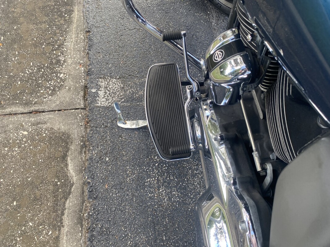 2020 Police Road King - Photo 7