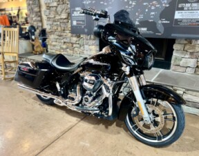 2017 FLHXS - Street Glide Special  thumb 3