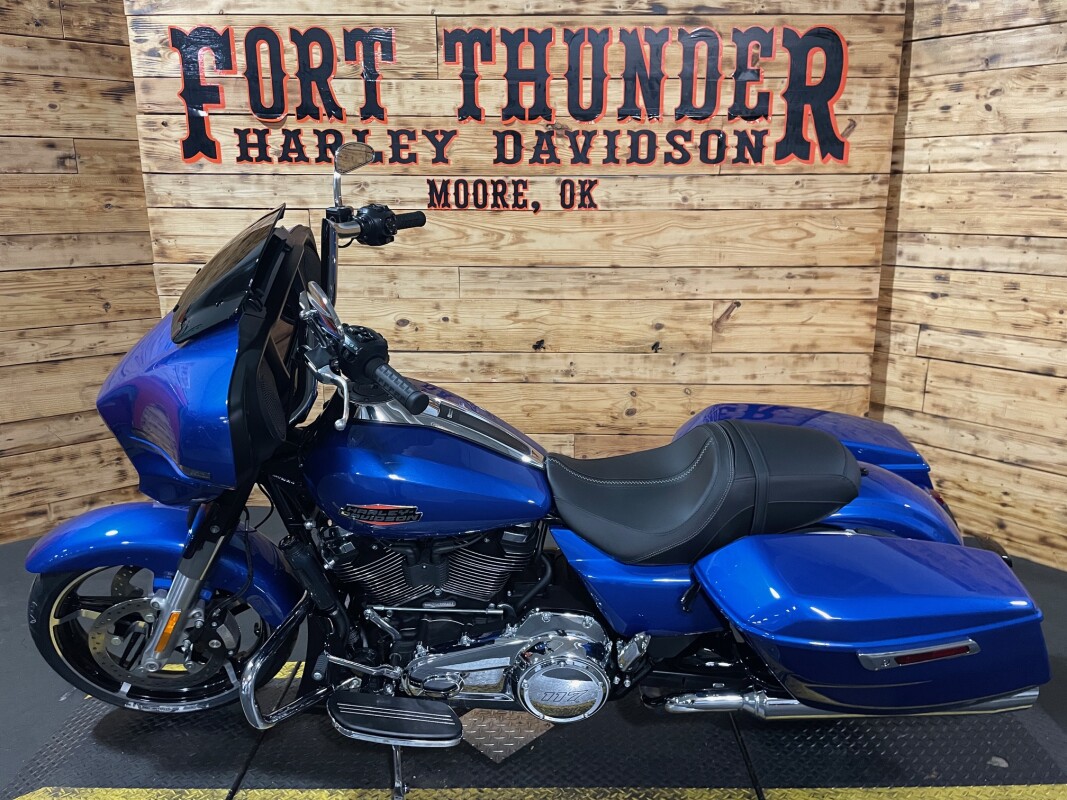 Harley-Davidson Street Glide 2025 FLHX BLUE BURST - Photo 8