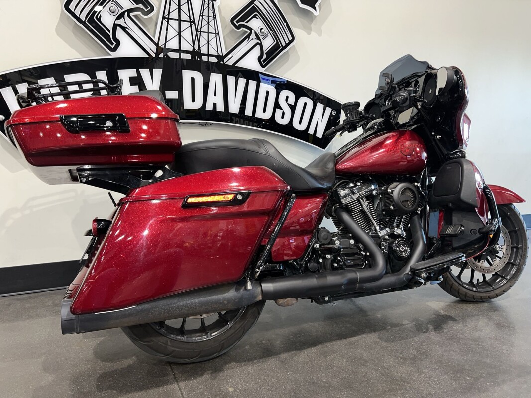 2018 Harley-Davidson Street Glide Special FLHXS - Photo 9