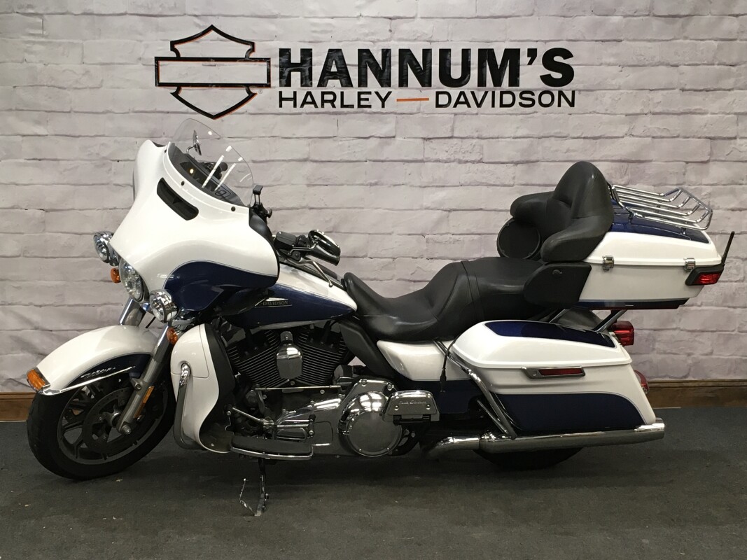 2015 Harley-Davidson Electra Glide Ultra Classic Low White /Blue - Photo 6