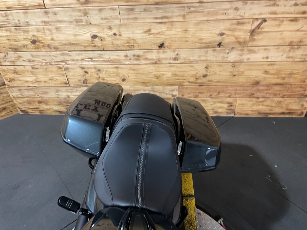 Harley-Davidson Street Glide 2025 FLHX IRON HORSE MTLC - Photo 6