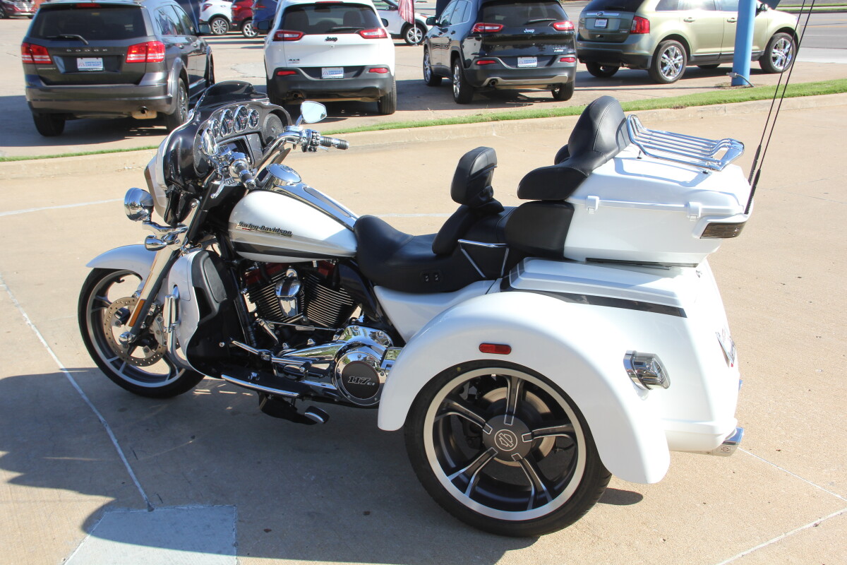2020 Harley-Davidson CVO Tri Glide - Photo 7