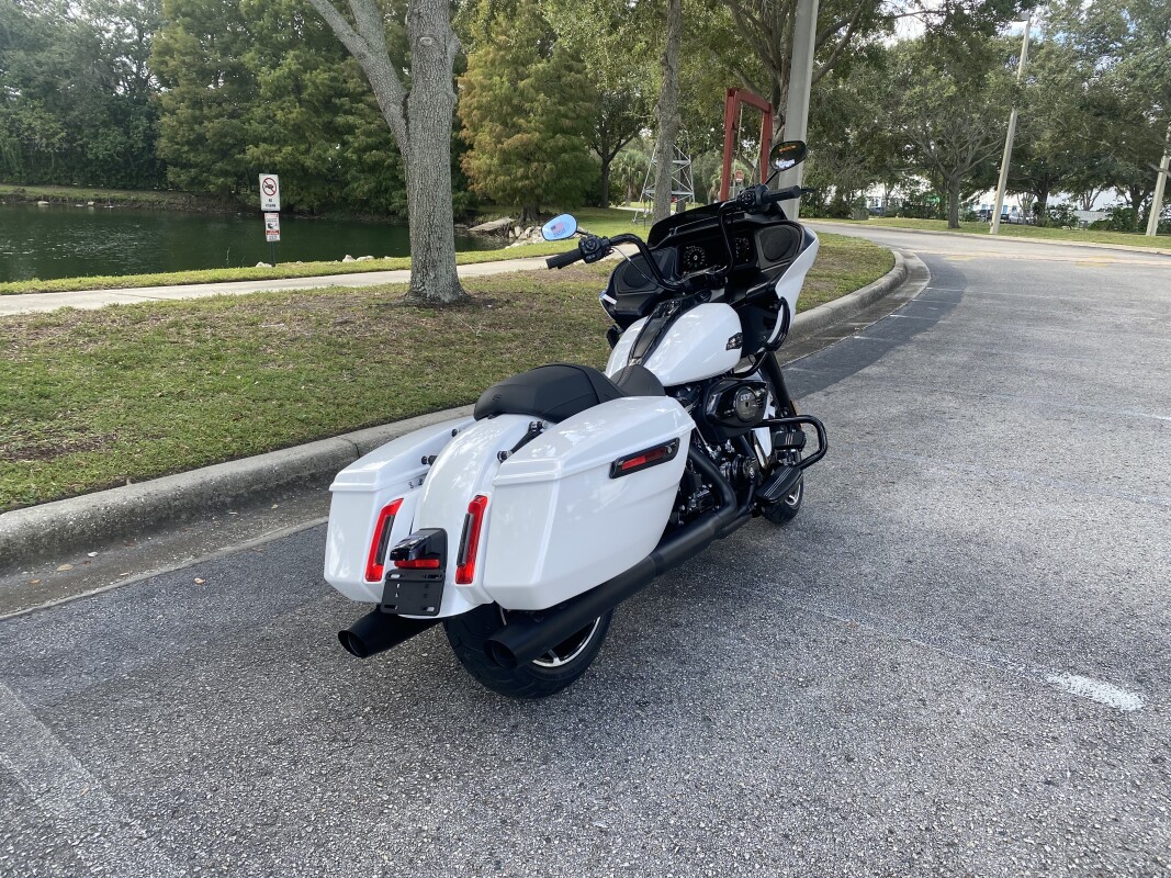 2025 Harley-Davidson Road Glide - Photo 8