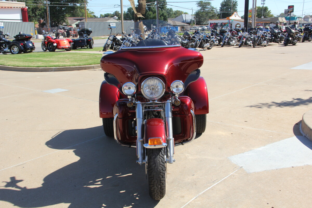 2009 Harley-Davidson Tri Glide Ultra Candy Red Sunglo - Photo 8