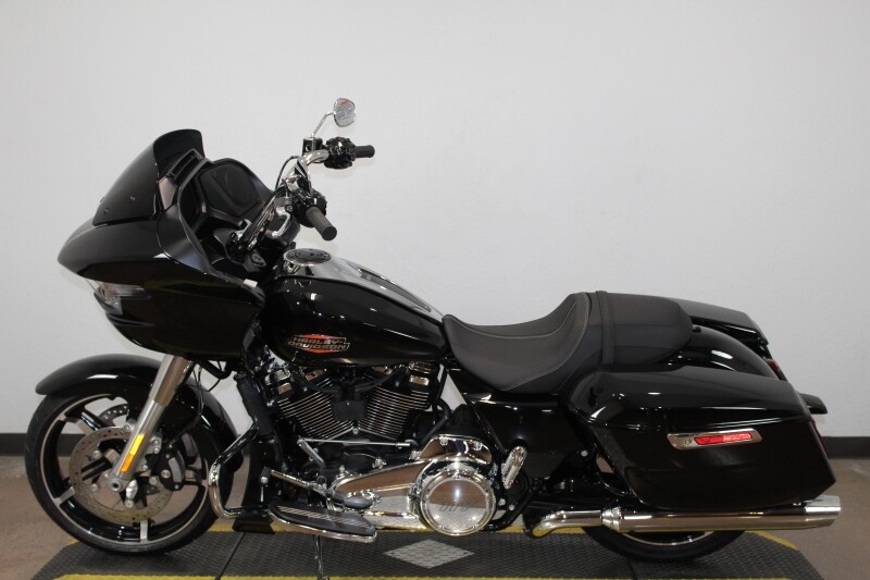 Harley-Davidson Road Glide 2025 FLTRX 84652217 VIVID BLACK - Photo 5