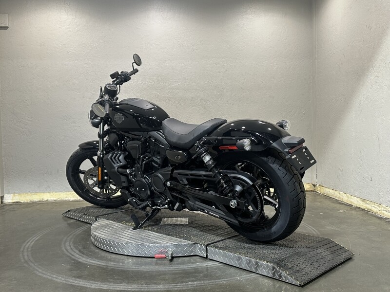 Harley-Davidson Nightster 2025 RH975 84652235 VIVID BLACK - Photo 6