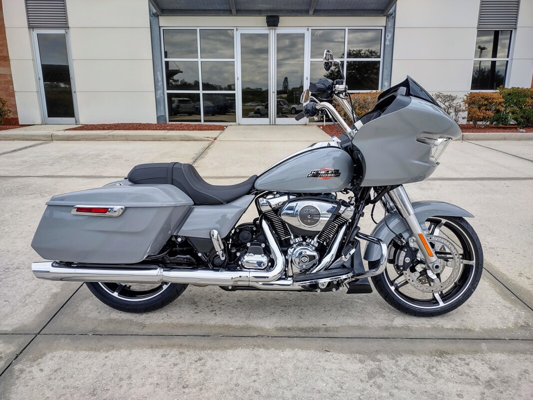 Road Glide - Photo 2