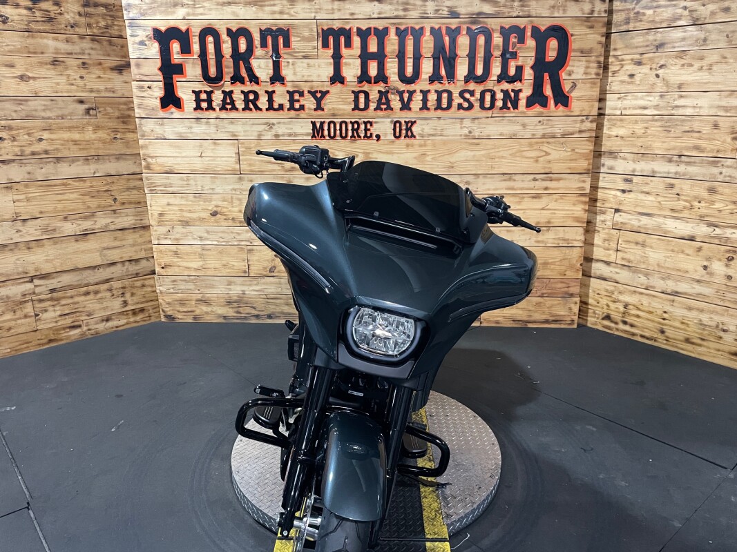 Harley-Davidson Street Glide 2025 FLHX IRON HORSE MTLC - Photo 4