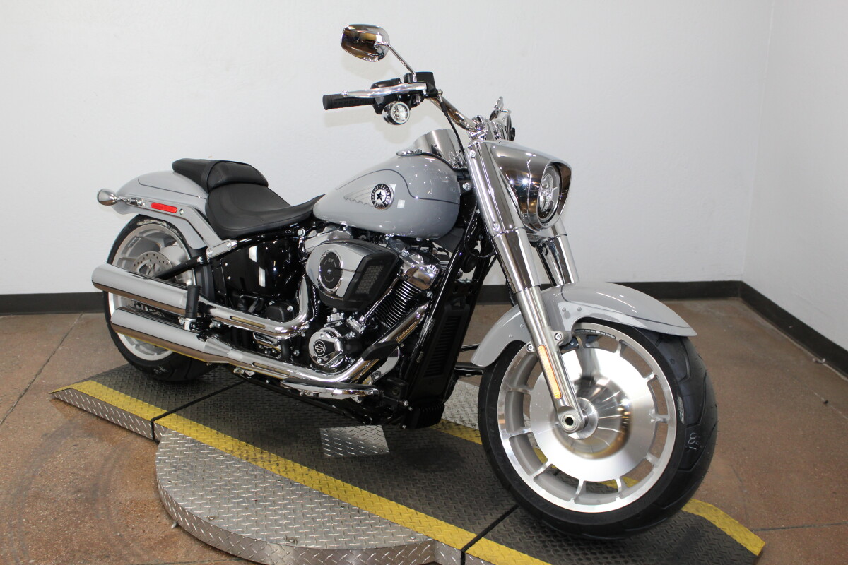 Harley-Davidson Fat Boy 2025 FLFB 84649308 BILLIARD GRAY W/ PINSTRIPE - Photo 5
