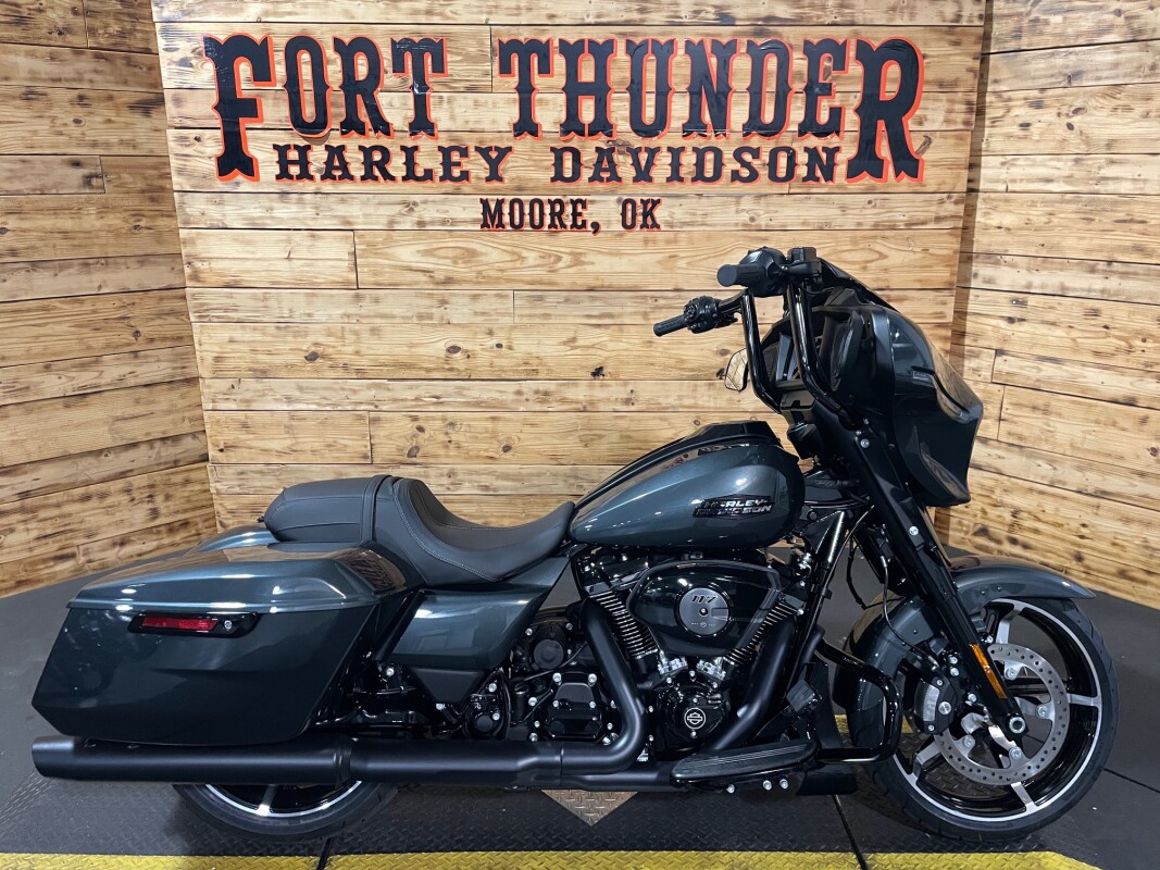 Harley-Davidson Street Glide 2025 FLHX IRON HORSE MTLC