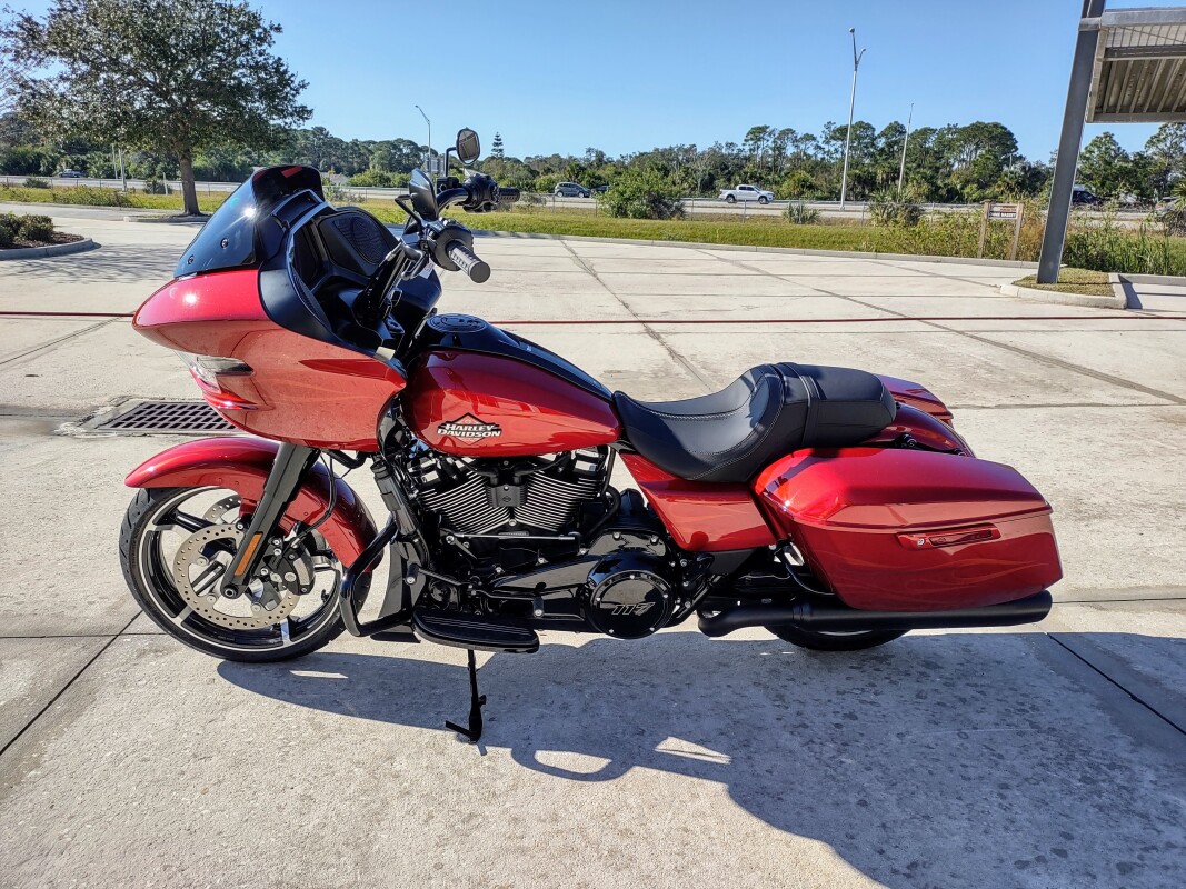 Road Glide - Photo 8