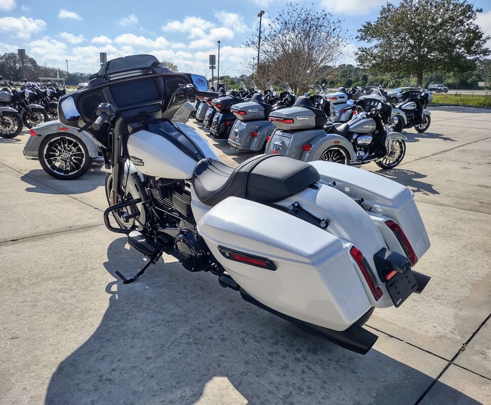 Street Glide - Photo 7