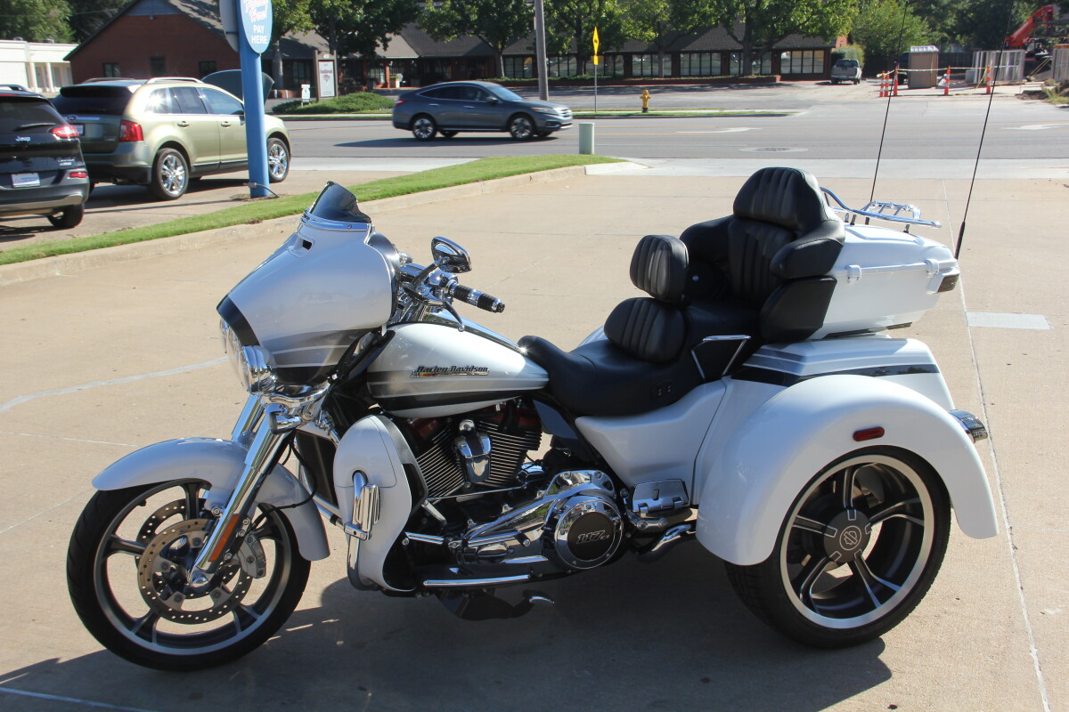 2020 Harley-Davidson CVO Tri Glide - Photo 6